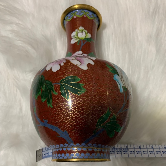 Vintage Chinese Cloisonne Enamel Vase with Floral and Leaf Motifs - Picture 11 of 14